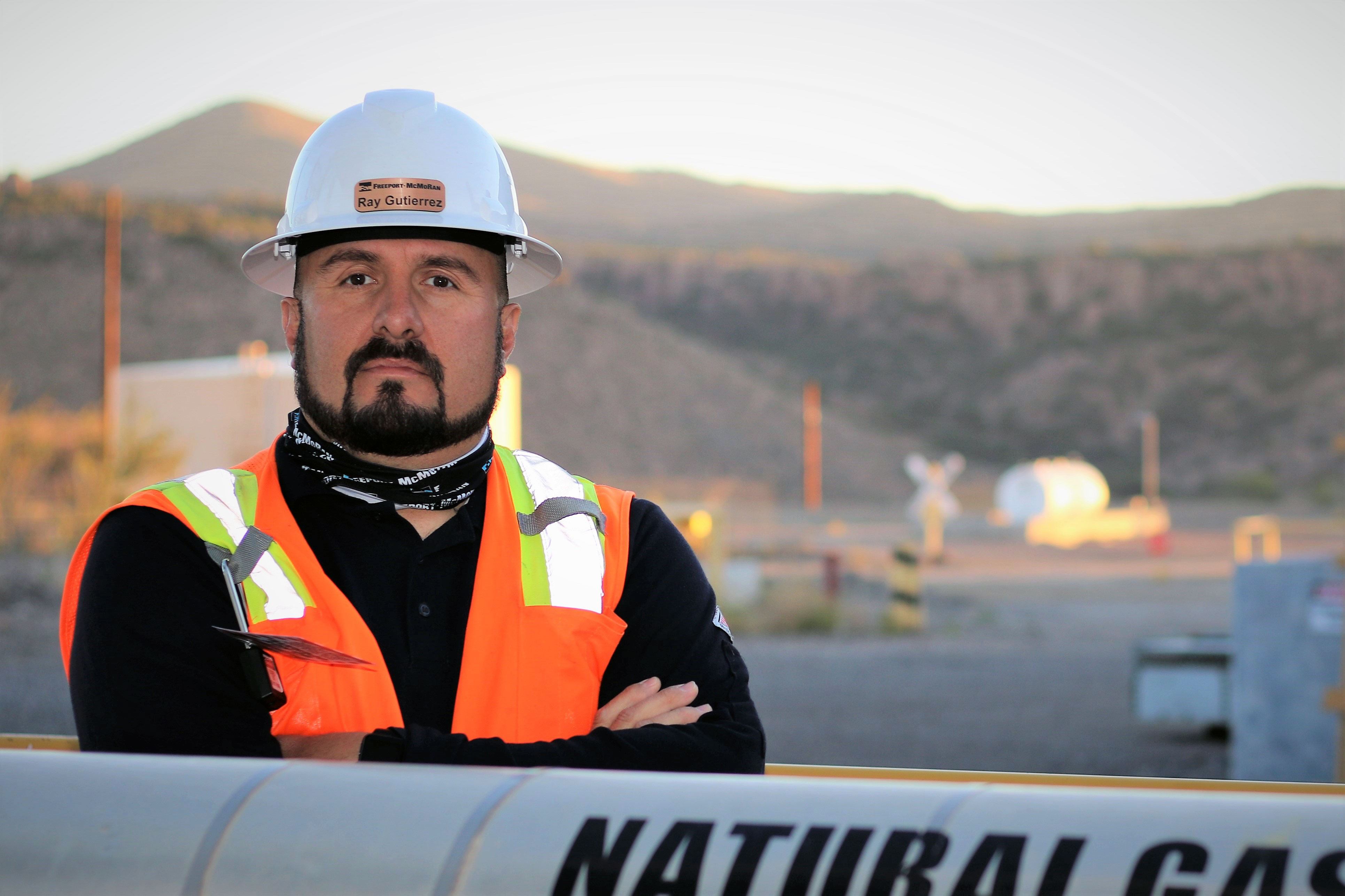 A third-generation Chino miner, Ray Gutierrez, Senior Supervisor-Electrical Maintenance in Chino, answered the call for help from Chanute, Kansas. 