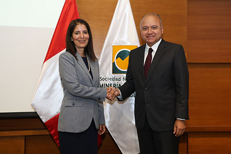 Julia Torreblanca is taking over as president of Peru’s National Society of Mining, Petroleum and Energy. She is shown here with her predecessor Victor Gobitz Colchado.